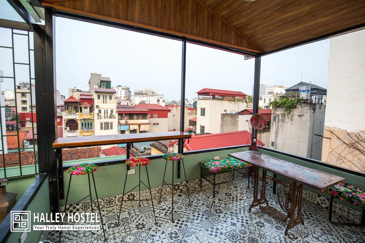 Halley Hostel Hanoi Buitenkant foto