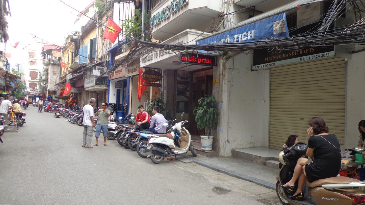 Halley Hostel Hanoi Buitenkant foto